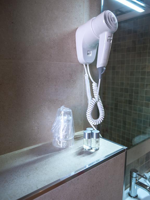 Bed Milano Linate Hotel Стая снимка