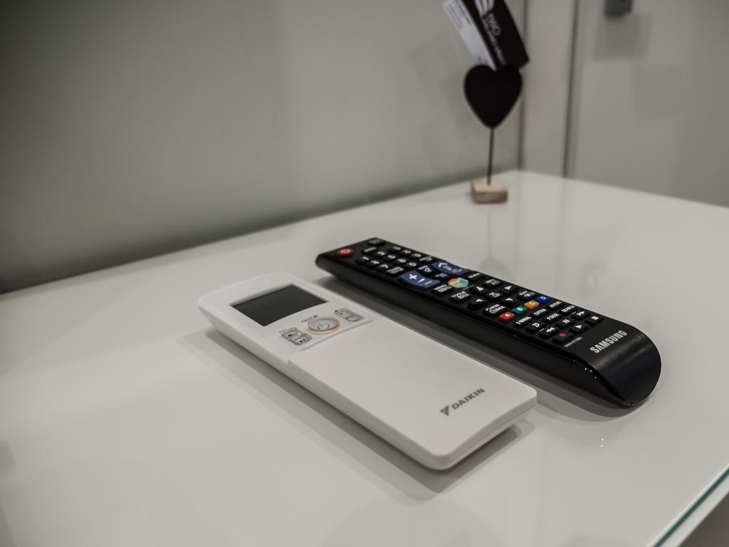 Bed Milano Linate Hotel Стая снимка