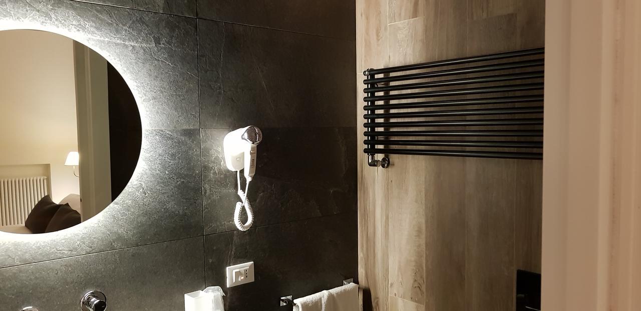 Bed Milano Linate Hotel Екстериор снимка